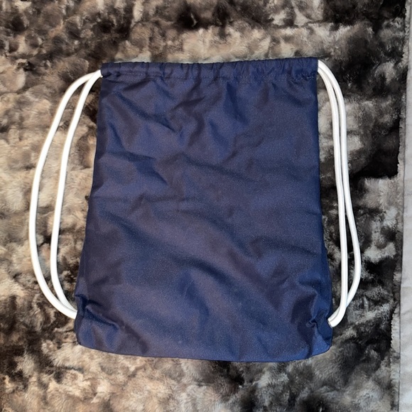 BKE wearable tote bag - Picture 3 of 6